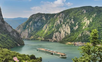 5* Amadeus Star ile Ren Nehri & Mosel