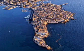 Etna’dan Cefalu’ya Sicilya Masalı