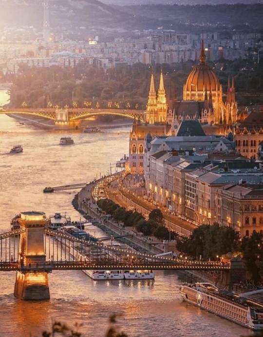 5* DLX Nehir Gemisi Viva Two ile Tuna Nehri & Balkanlarda 5 Ülke